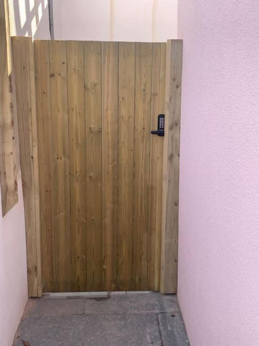 Newly Refurbished Uplyme Getaway Daire Dış mekan fotoğraf